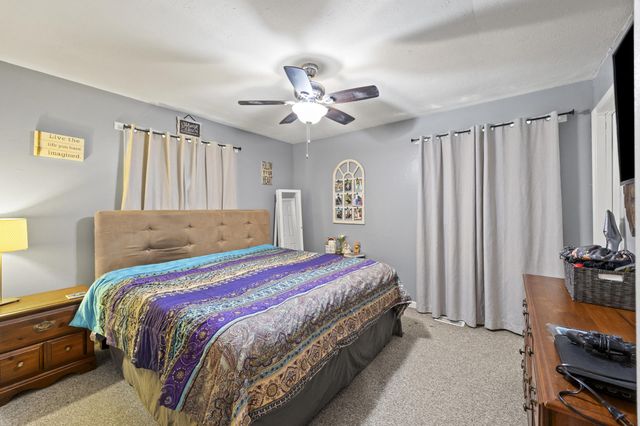 132 Meadowbrook Drive, Frankfort, KY 40601