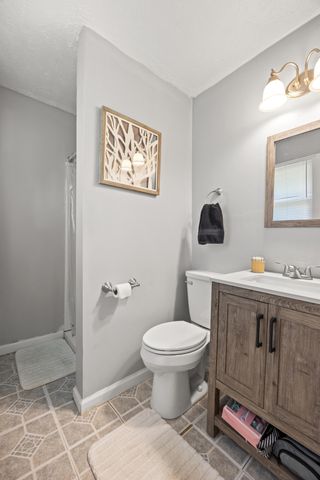 132 Meadowbrook Drive, Frankfort, KY 40601