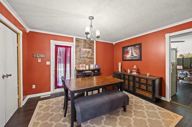 132 Meadowbrook Drive, Frankfort, KY 40601