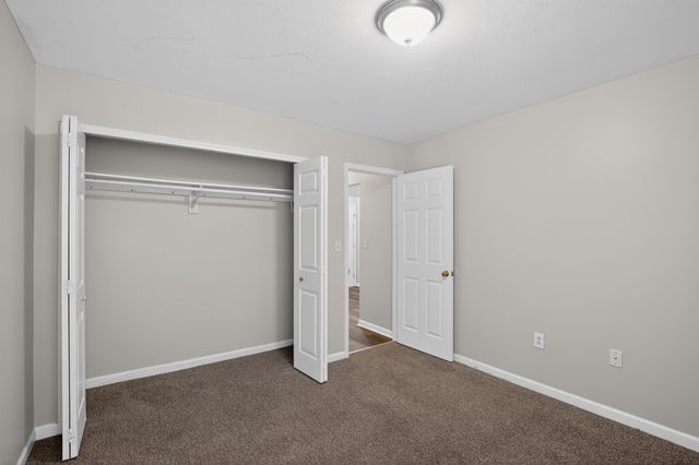 1869 Tamara Way, Spartanburg, SC 29301