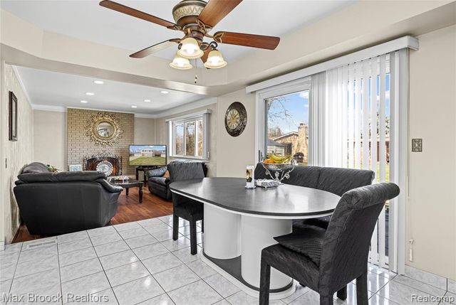 2923 Groves Drive, Sterling Heights, MI 48310