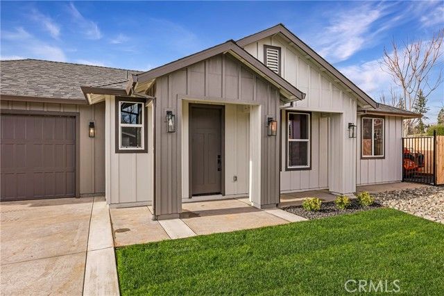 5747 Pearl Drive, Paradise, CA 95969