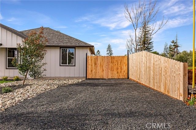 5747 Pearl Drive, Paradise, CA 95969