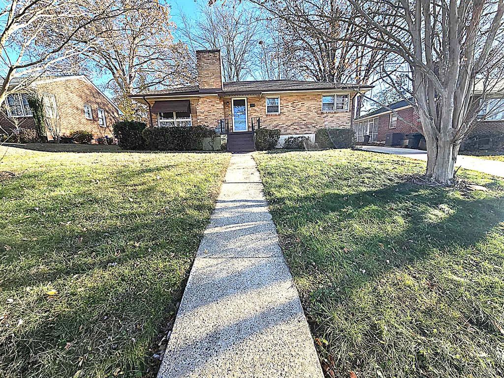 4604 Oakdale Drive, Lynchburg, VA 24501