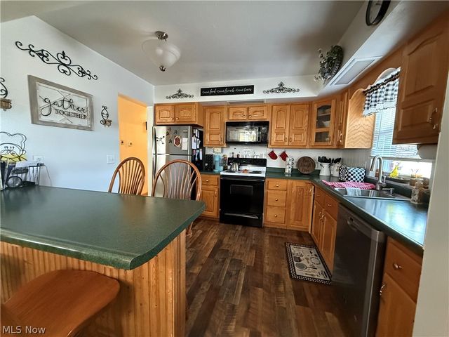 1451 Poplar Avenue, Belpre, OH 45714