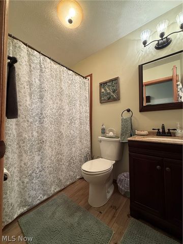 1451 Poplar Avenue, Belpre, OH 45714