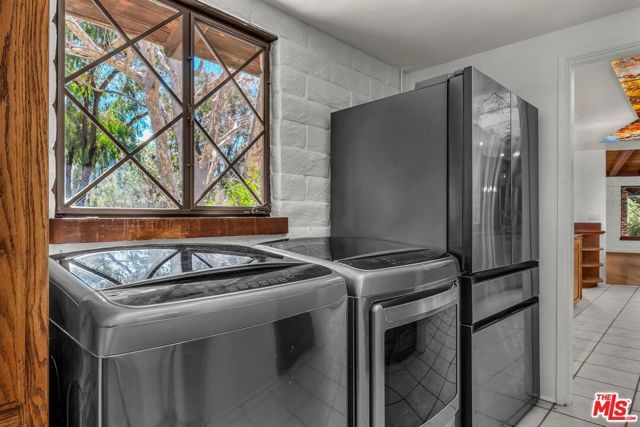 535 Crater Camp Drive, Calabasas, CA 91302