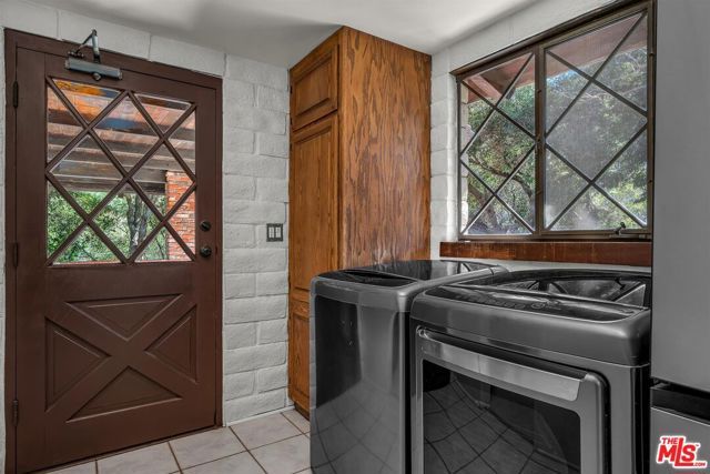 535 Crater Camp Drive, Calabasas, CA 91302