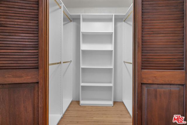 535 Crater Camp Drive, Calabasas, CA 91302