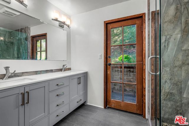 535 Crater Camp Drive, Calabasas, CA 91302