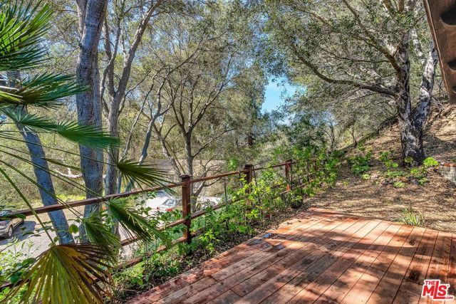 535 Crater Camp Drive, Calabasas, CA 91302