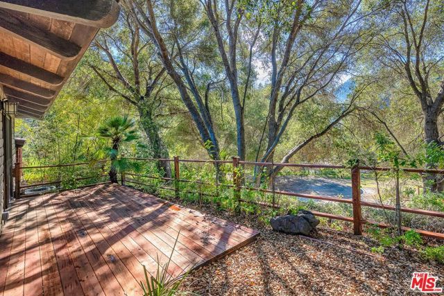 535 Crater Camp Drive, Calabasas, CA 91302