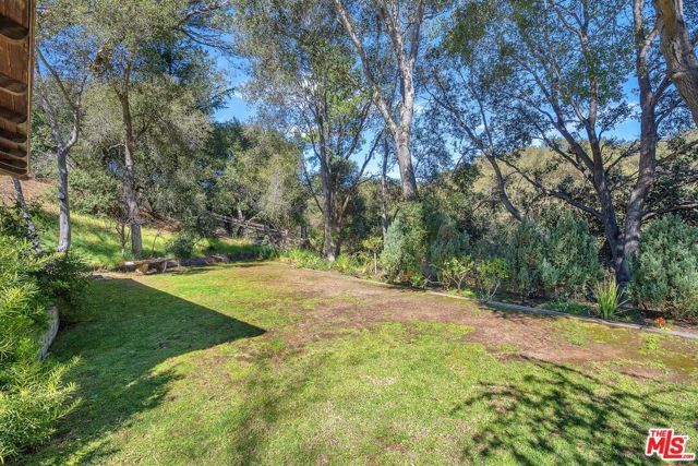 535 Crater Camp Drive, Calabasas, CA 91302