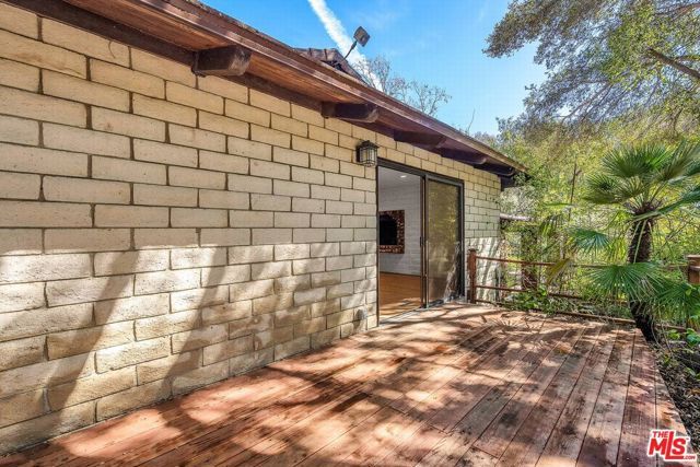 535 Crater Camp Drive, Calabasas, CA 91302