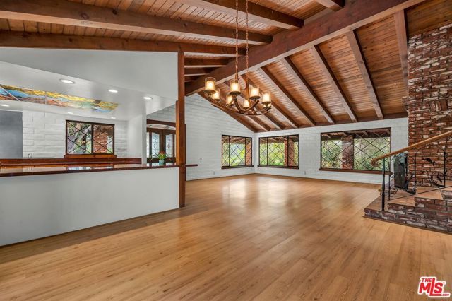 535 Crater Camp Drive, Calabasas, CA 91302