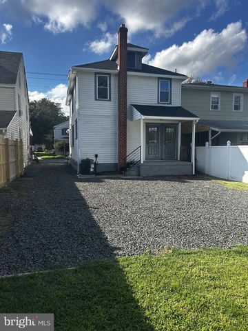 1736 KINGS HWY, Swedesboro, NJ 08085