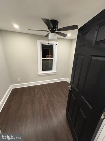 1736 KINGS HWY, Swedesboro, NJ 08085