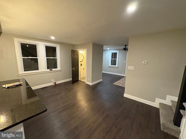 1736 KINGS HWY, Swedesboro, NJ 08085