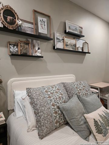 511 E Woodlawn Avenue, San Antonio, TX 78212