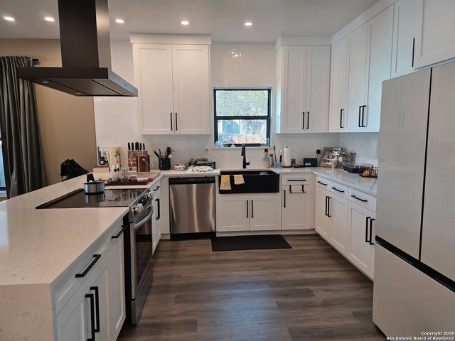 511 E Woodlawn Avenue, San Antonio, TX 78212