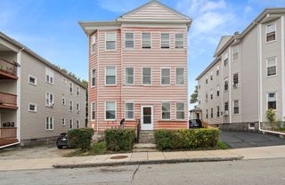 17 Plantation St, Worcester, MA 01604