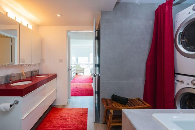 900 Bay Dr 224, Miami Beach, FL 33141