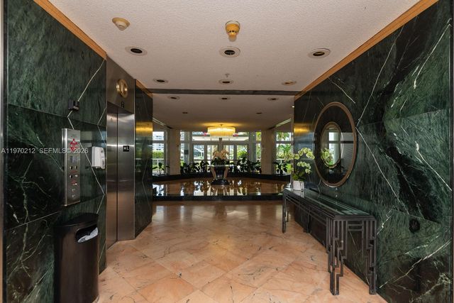 900 Bay Dr 224, Miami Beach, FL 33141