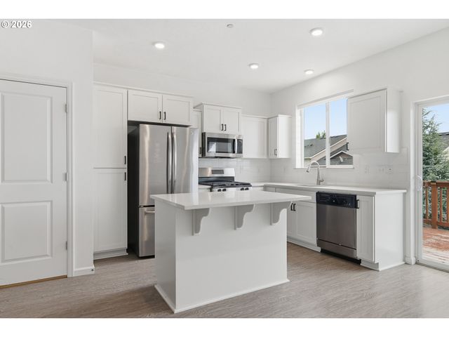 12996 Se 155TH Ave, Happy Valley, OR 97086