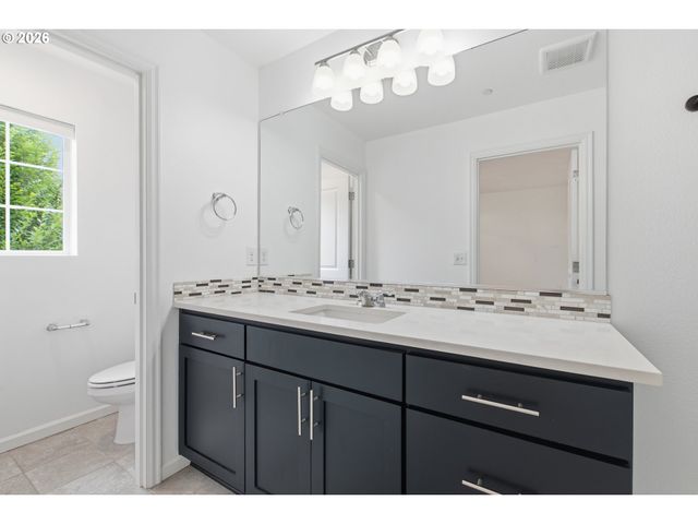 12996 Se 155TH Ave, Happy Valley, OR 97086