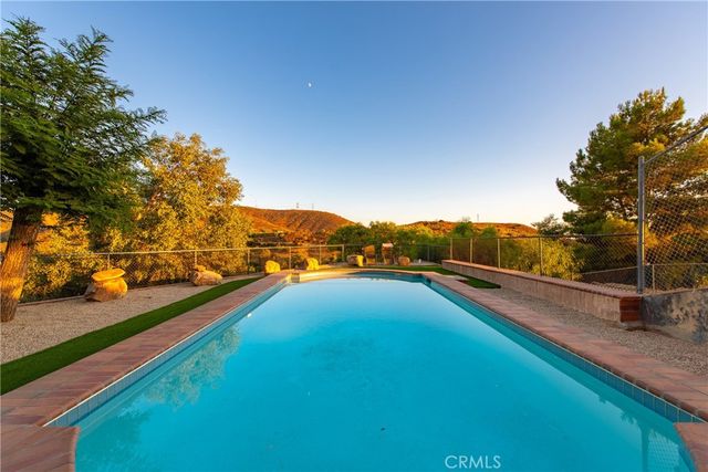 9354 HILLROSE Street, Sunland, CA 91040