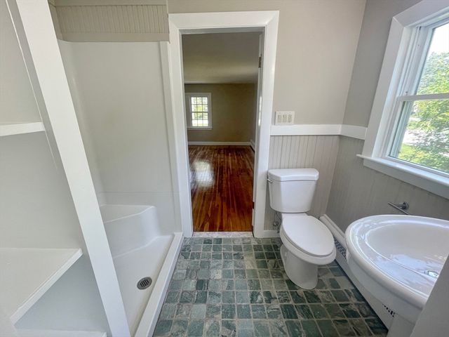 99 Homestead Cir, Hamilton, MA 01982