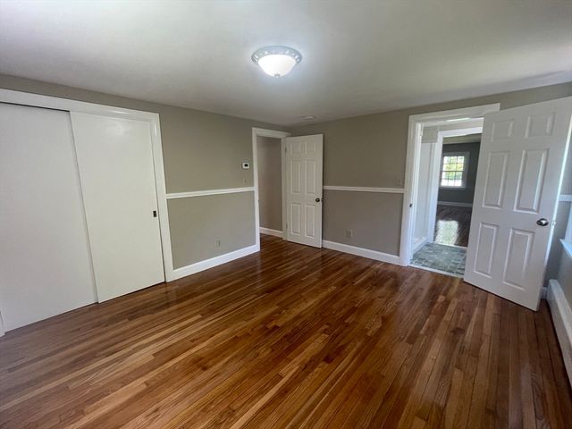 99 Homestead Cir, Hamilton, MA 01982
