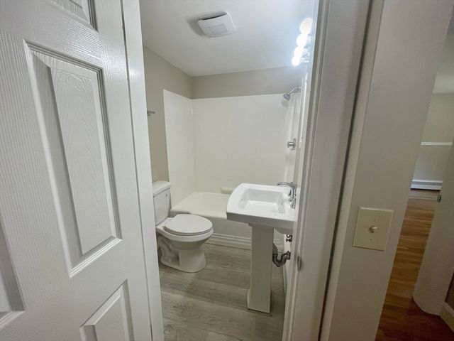 99 Homestead Cir, Hamilton, MA 01982