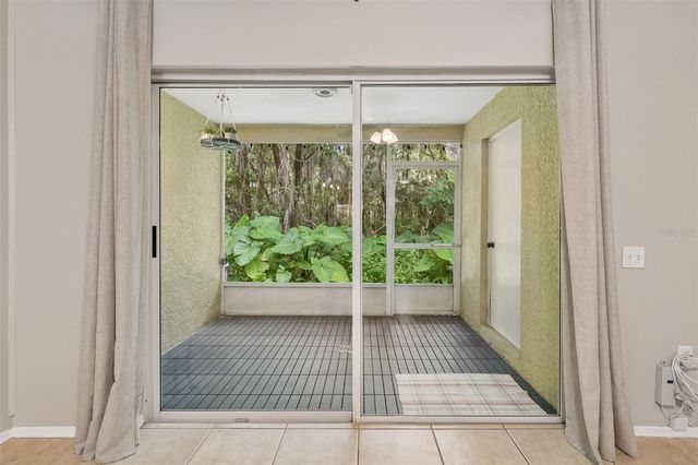30005 GRANDA HILLS COURT, Wesley Chapel, FL 33543
