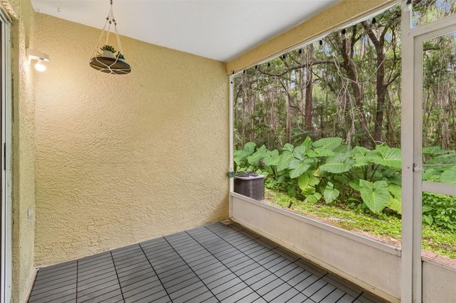 30005 GRANDA HILLS COURT, Wesley Chapel, FL 33543