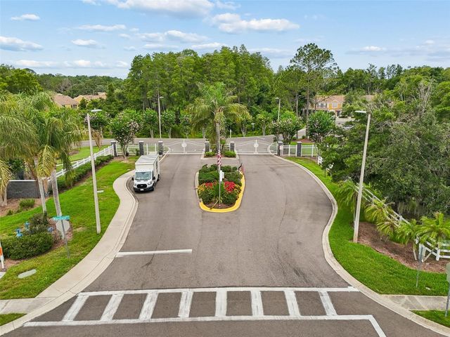 30005 GRANDA HILLS COURT, Wesley Chapel, FL 33543