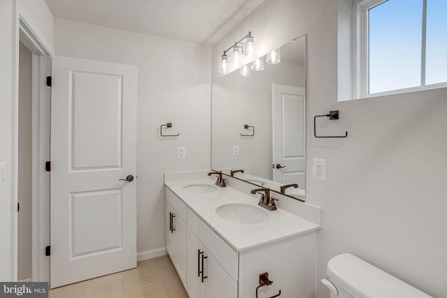 627 CLOVER LN, Orange, VA 22960