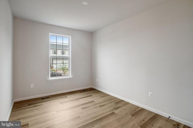 627 CLOVER LN, Orange, VA 22960