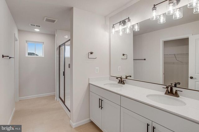 627 CLOVER LN, Orange, VA 22960