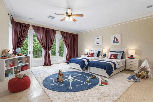 4255 Gleneagles Drive, Boynton Beach, FL 33436