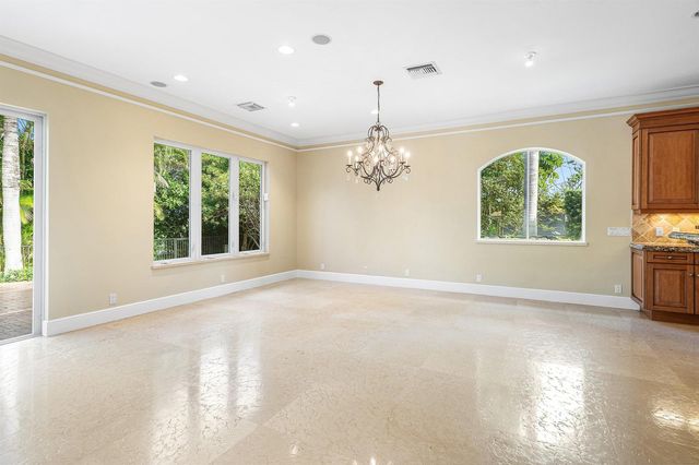 4255 Gleneagles Drive, Boynton Beach, FL 33436