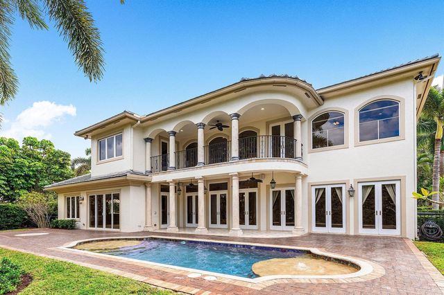 4255 Gleneagles Drive, Boynton Beach, FL 33436