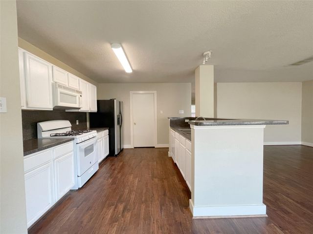 20806 N Settlers Lake Circle, Katy, TX 77449