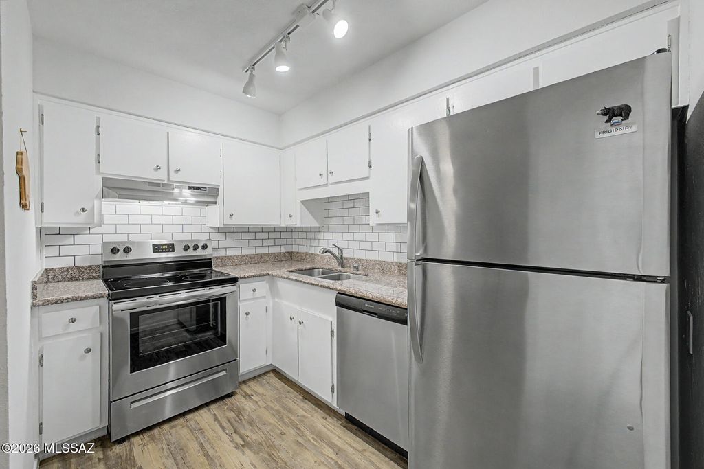 1600 N Wilmot Rd Unit 251, Tucson, AZ 85712