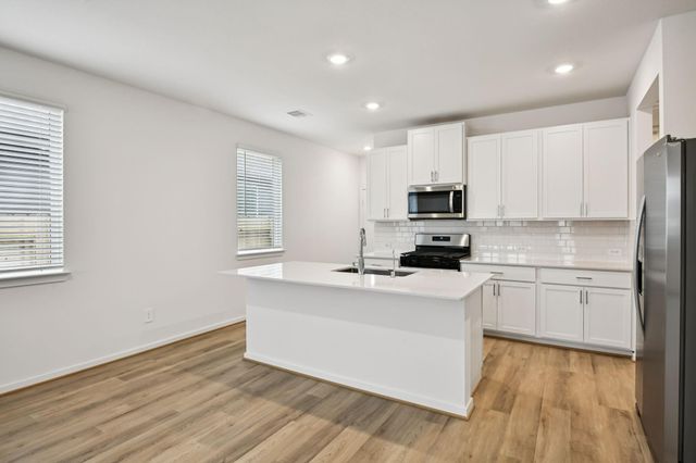 29231 Farmhouse Estates Drive, Waller, TX 77484
