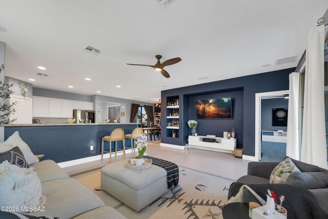 12252 N Wind Runner Parkway, Marana, AZ 85658