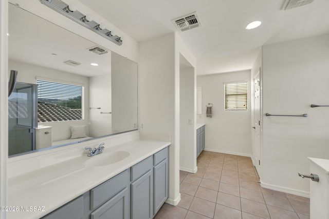 12252 N Wind Runner Parkway, Marana, AZ 85658