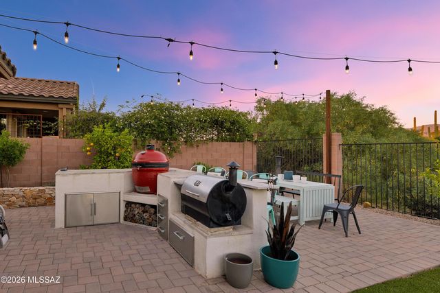 12252 N Wind Runner Parkway, Marana, AZ 85658