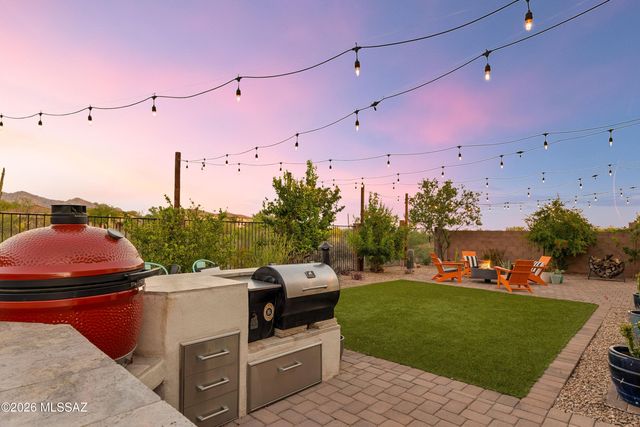 12252 N Wind Runner Parkway, Marana, AZ 85658