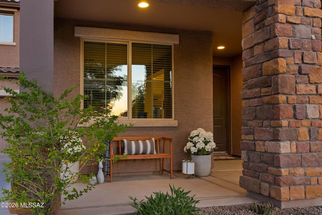 12252 N Wind Runner Parkway, Marana, AZ 85658